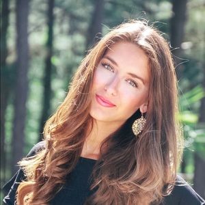 Meet your Posher, Abby